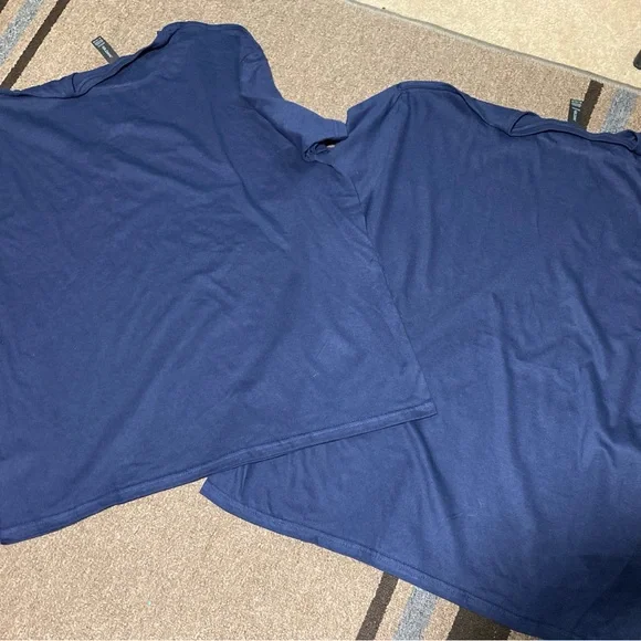 2 Gildan softstyle Men's Blue T-Shirts  XL NEW - Picture 2 of 5